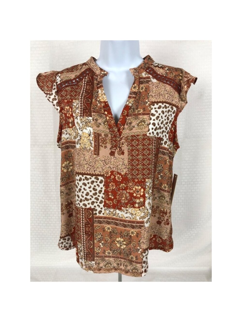 Another Reason Women Top Size M Brown Tan Floral Short Sleeves V neck New w Tags